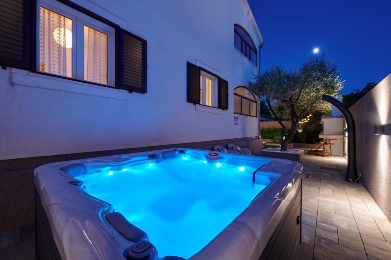 Villa Demonta Trogir Exterior photo