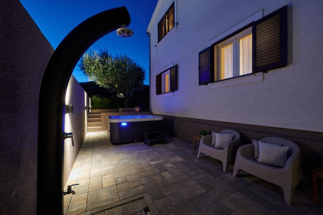 Villa Demonta Trogir Exterior photo